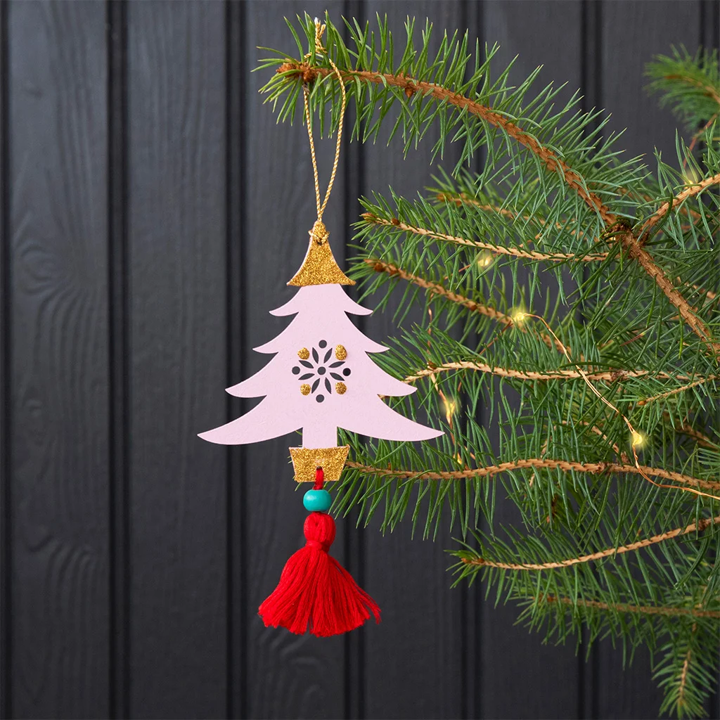 decoración árbol de navidad madera en rosa