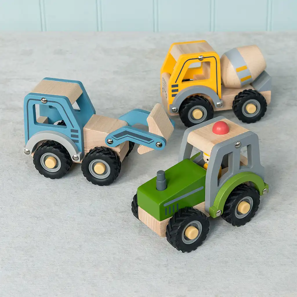 wooden push along vehicle toy - tractor (green)