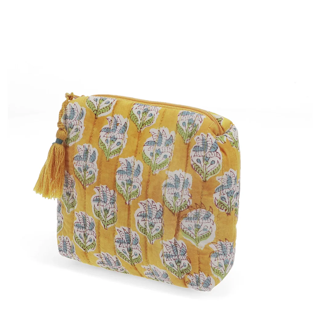 makeup bag - kimaya