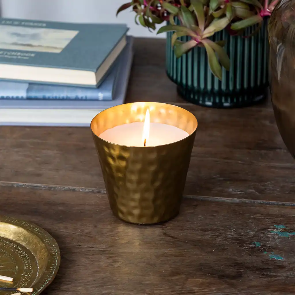 scented candle - gold tone hammered metal