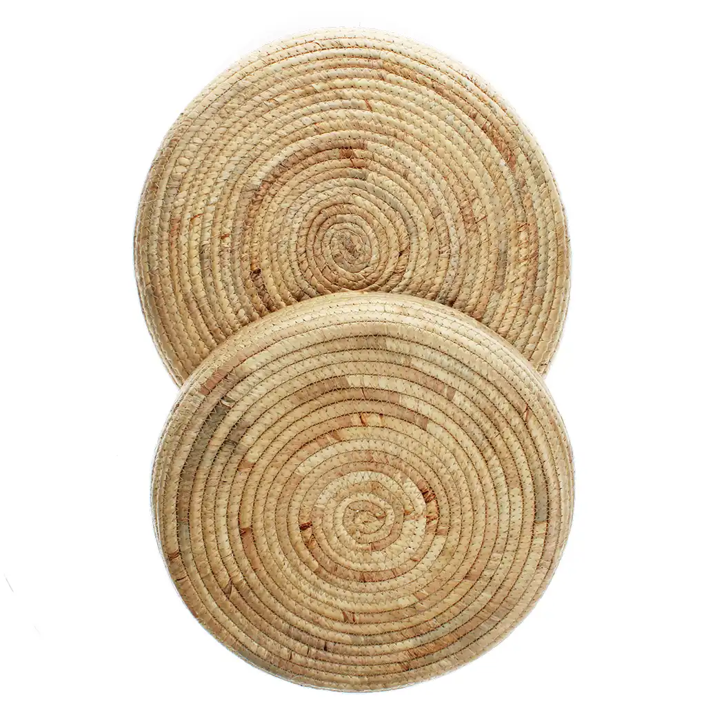 round water hyacinth trays (set of 2)