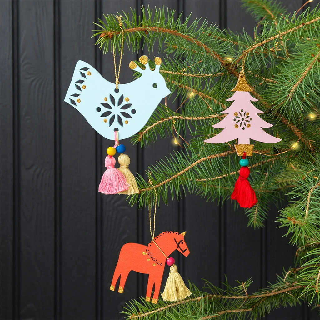 decoración árbol de navidad madera en rosa