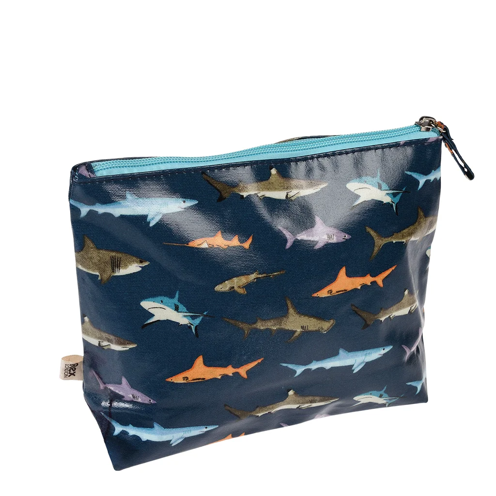 bolsa de aseo sharks