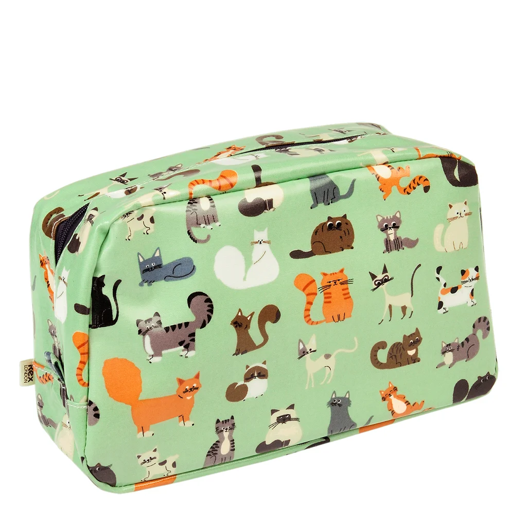 trousse de toilette nine lives