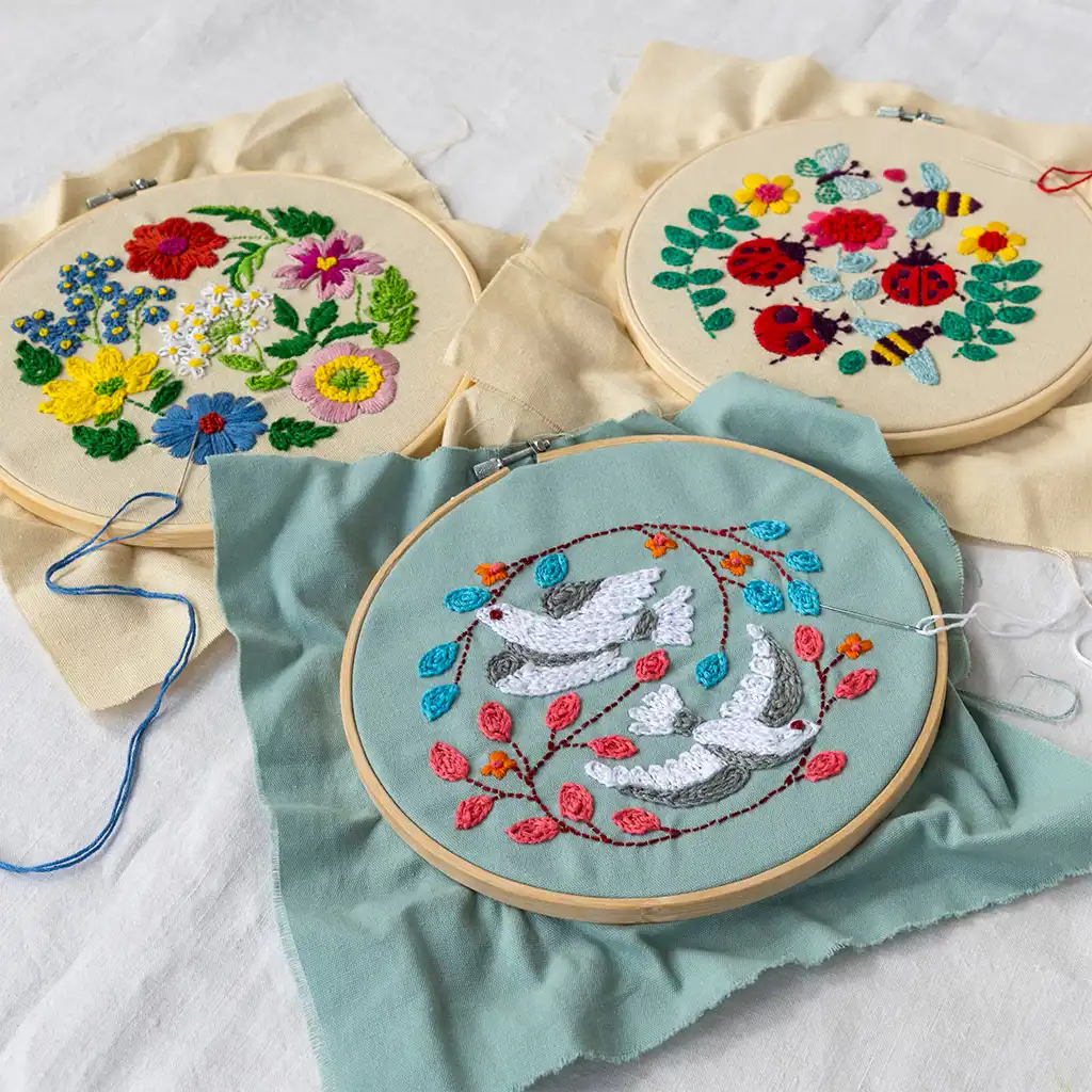 kit de broderie - fleurs sauvages