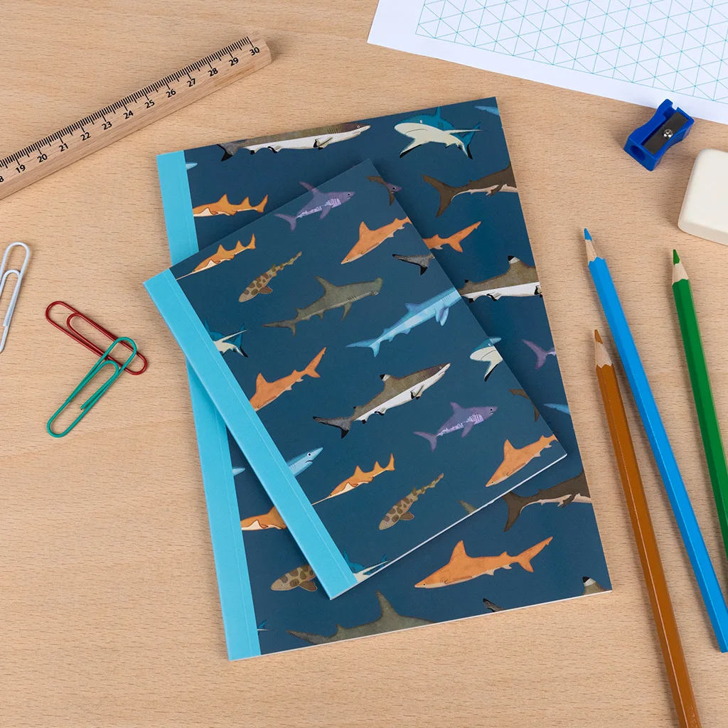 cuaderno rayas a5 sharks