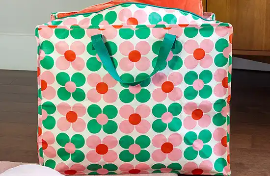 Pink and green daisy jumbo bag